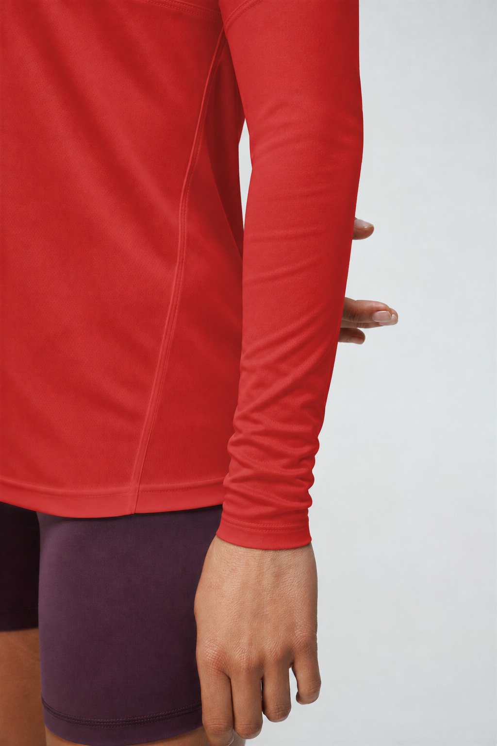 Crew Neck Long Sleeve Shirt in Red