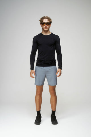 Crew Neck Long Sleeve Shirt in Black