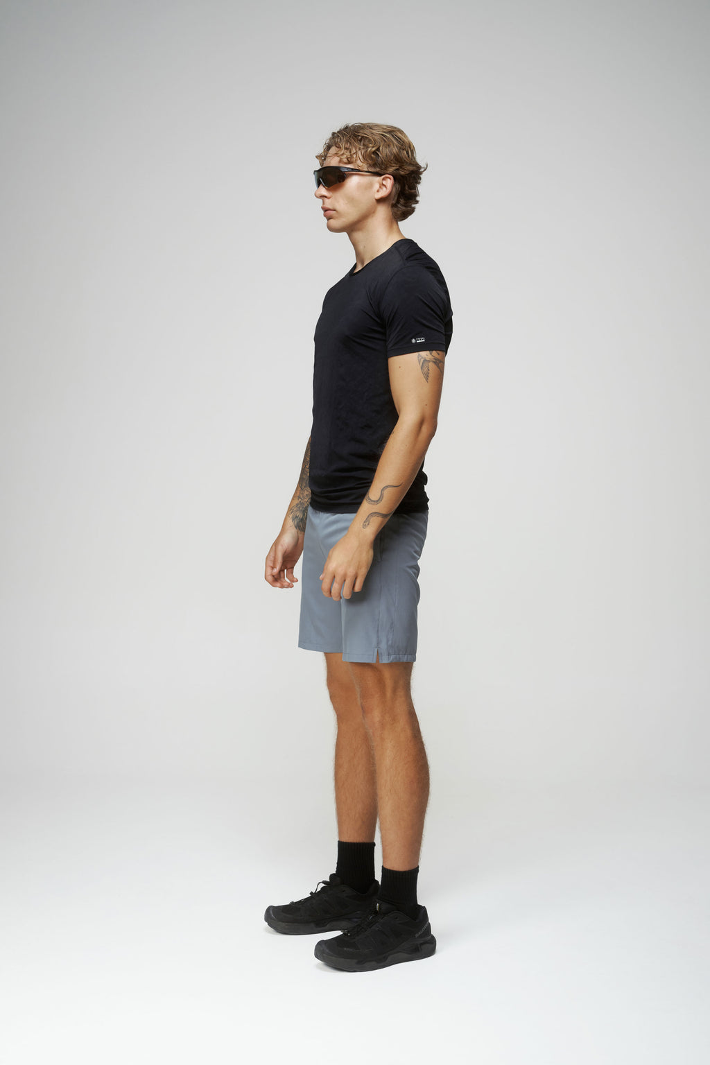 Crew Neck Short Sleeve Shirt in Black