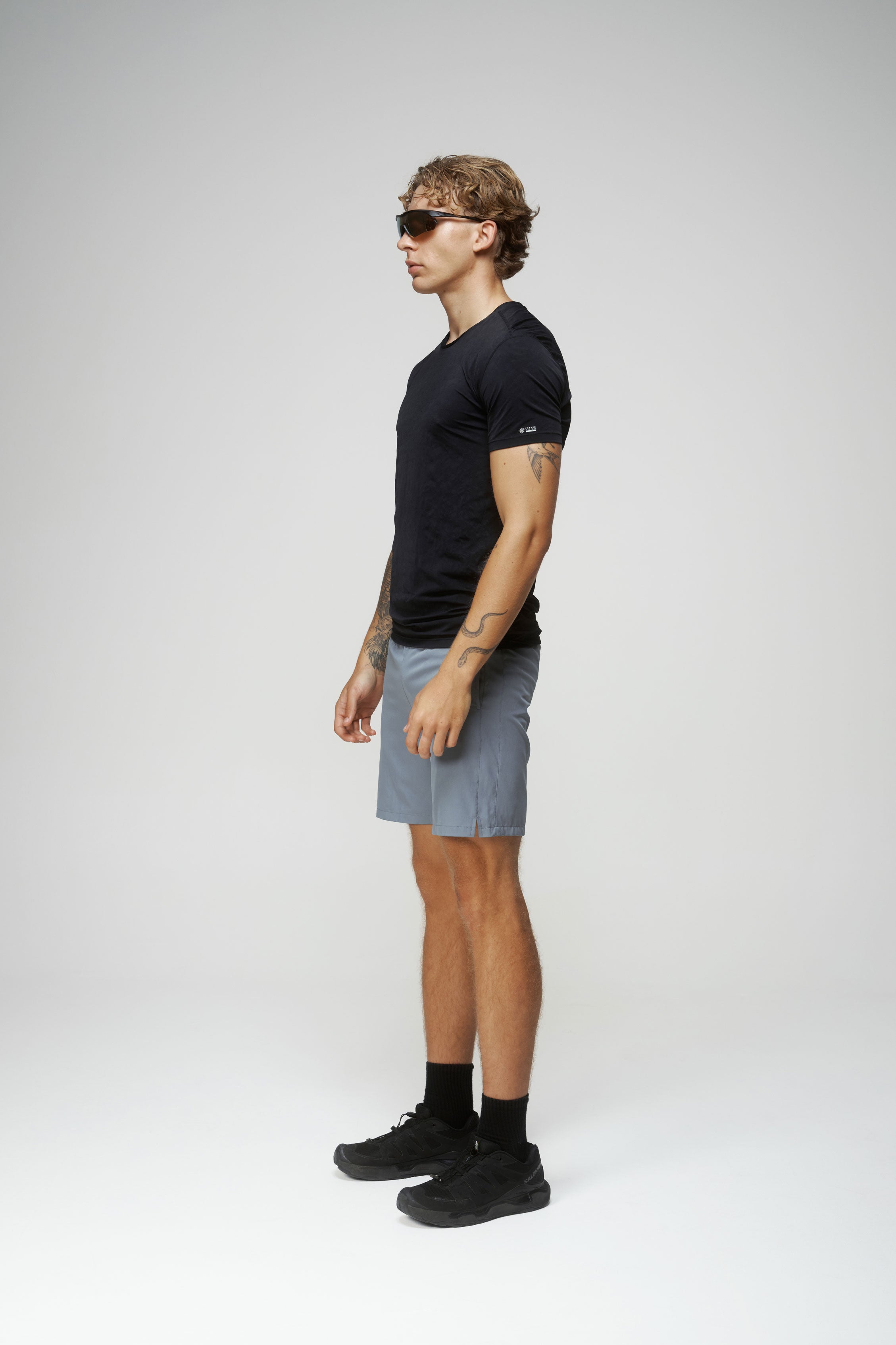 Crew Neck Short Sleeve Shirt in Black