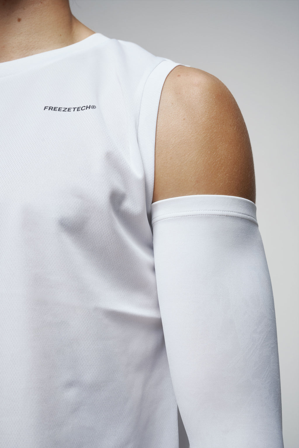 Cooling Arm Sleeve in White