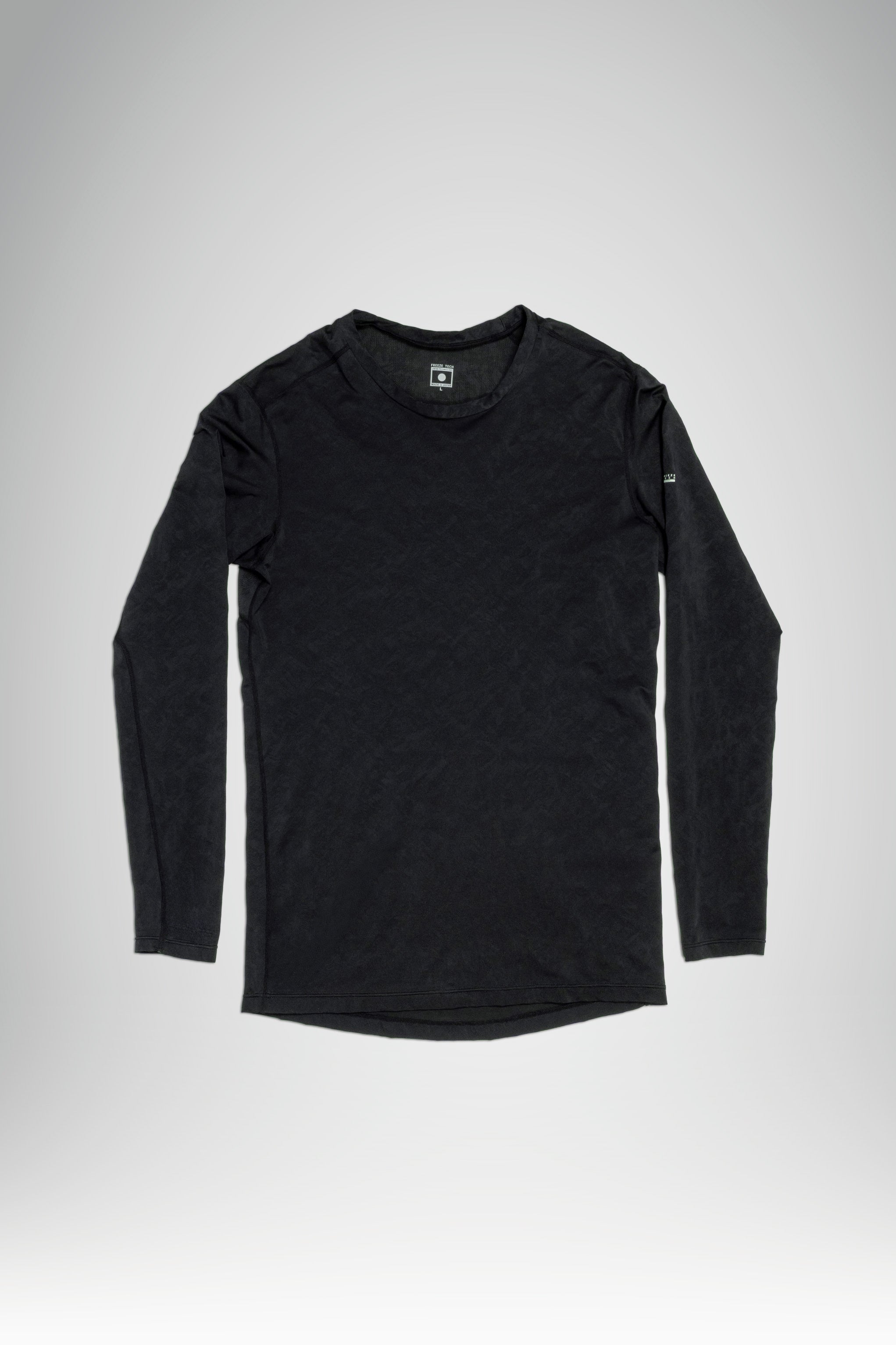 Crew Neck Long Sleeve Shirt in Black