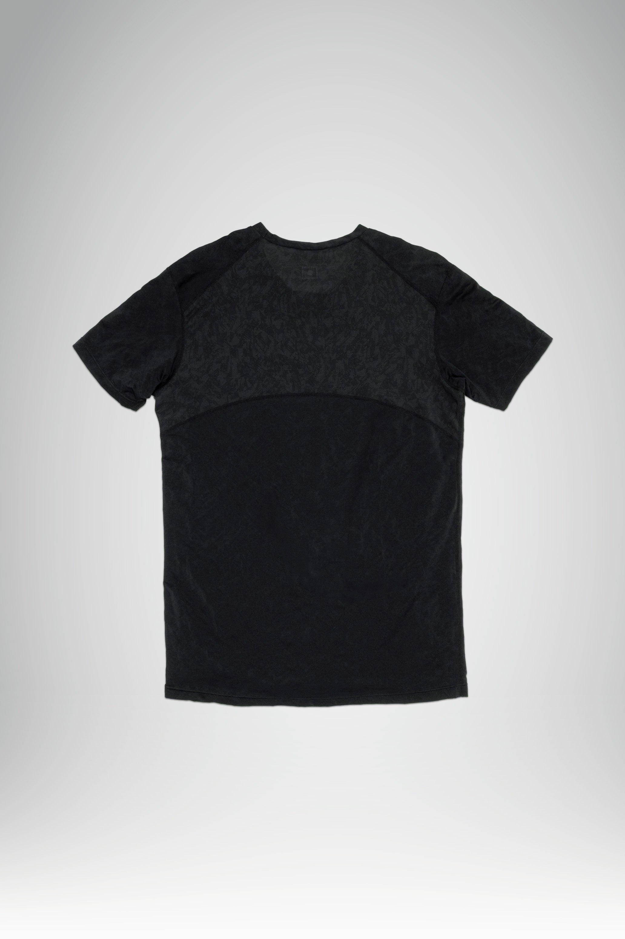 Crew Neck Short Sleeve Shirt in Black